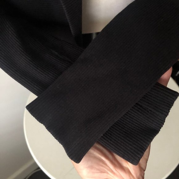Aritzia Black Wilfred Diderot Sweater Size XS - Picture 14 of 14